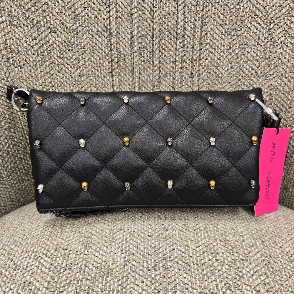 NEW Betsey Johnson Skull Handbag